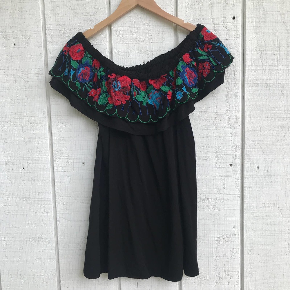 Umgee Off Shoulder Ruffled Embroidered Dress